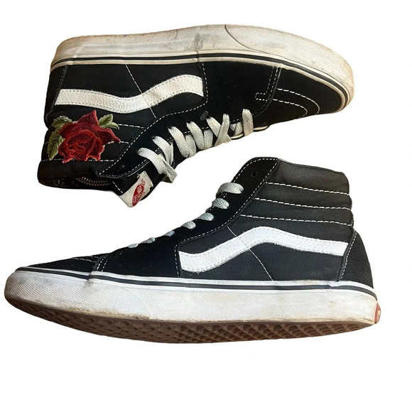 Vans Sk8-Hi Black Suede High Top Rose Embroidered Unisex Sneakers M6.5 / W8.0 - Picture 3 of 10